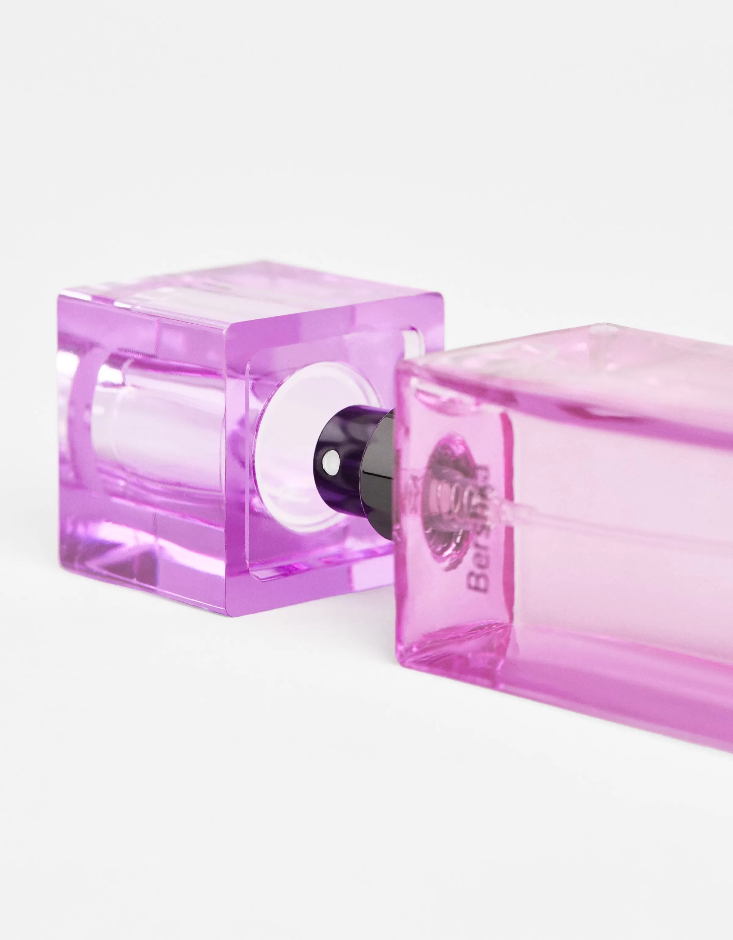 BERSHKA Profumo Desiderio Mistico - Acqua di Toilette con Note di Violetta, Flacone da 100ml per un'Aura Seducente