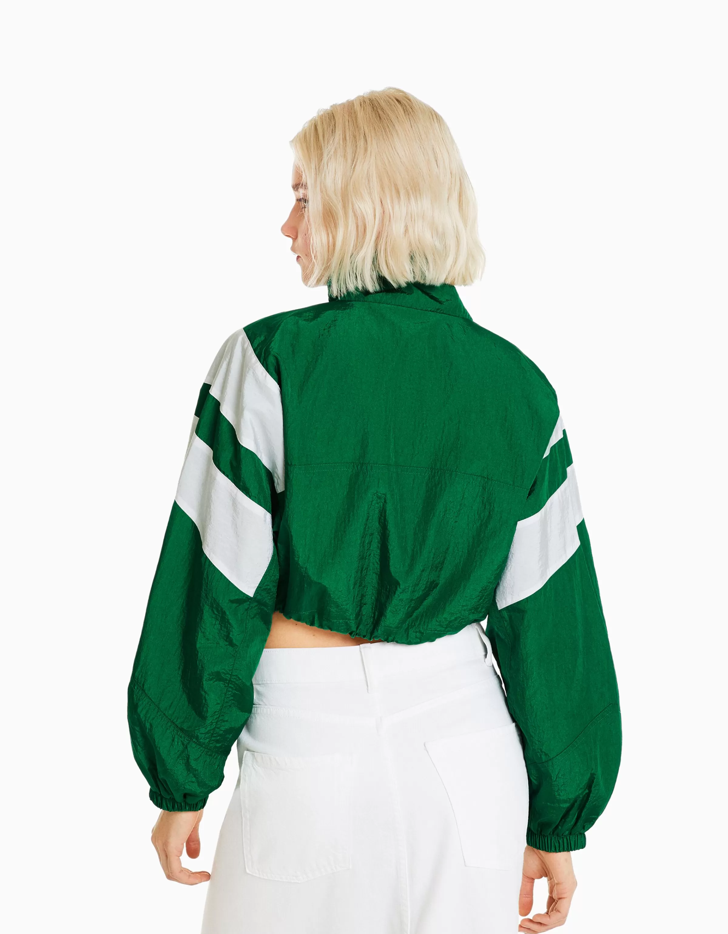 BERSHKA - Giubbotto Crop in Nylon Verde con Contrasti Colorati Stile Urbano