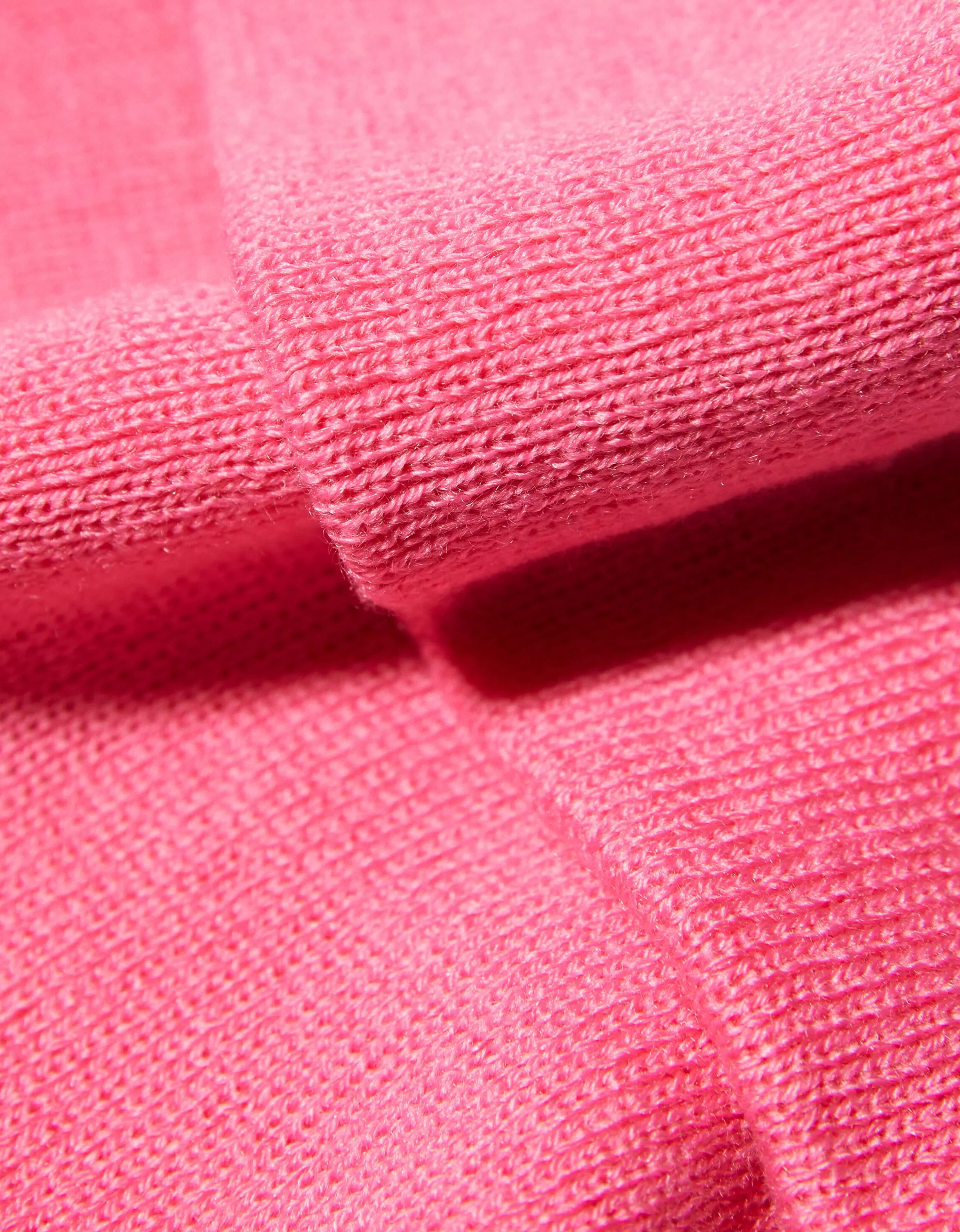 Morbido copricapo unisex in tinta rosa per tutto il giorno | BERSHKA Collection

Cappello in Maglia Classico - Rosa Chiaro con design minimalista | BERSHKA Essentials