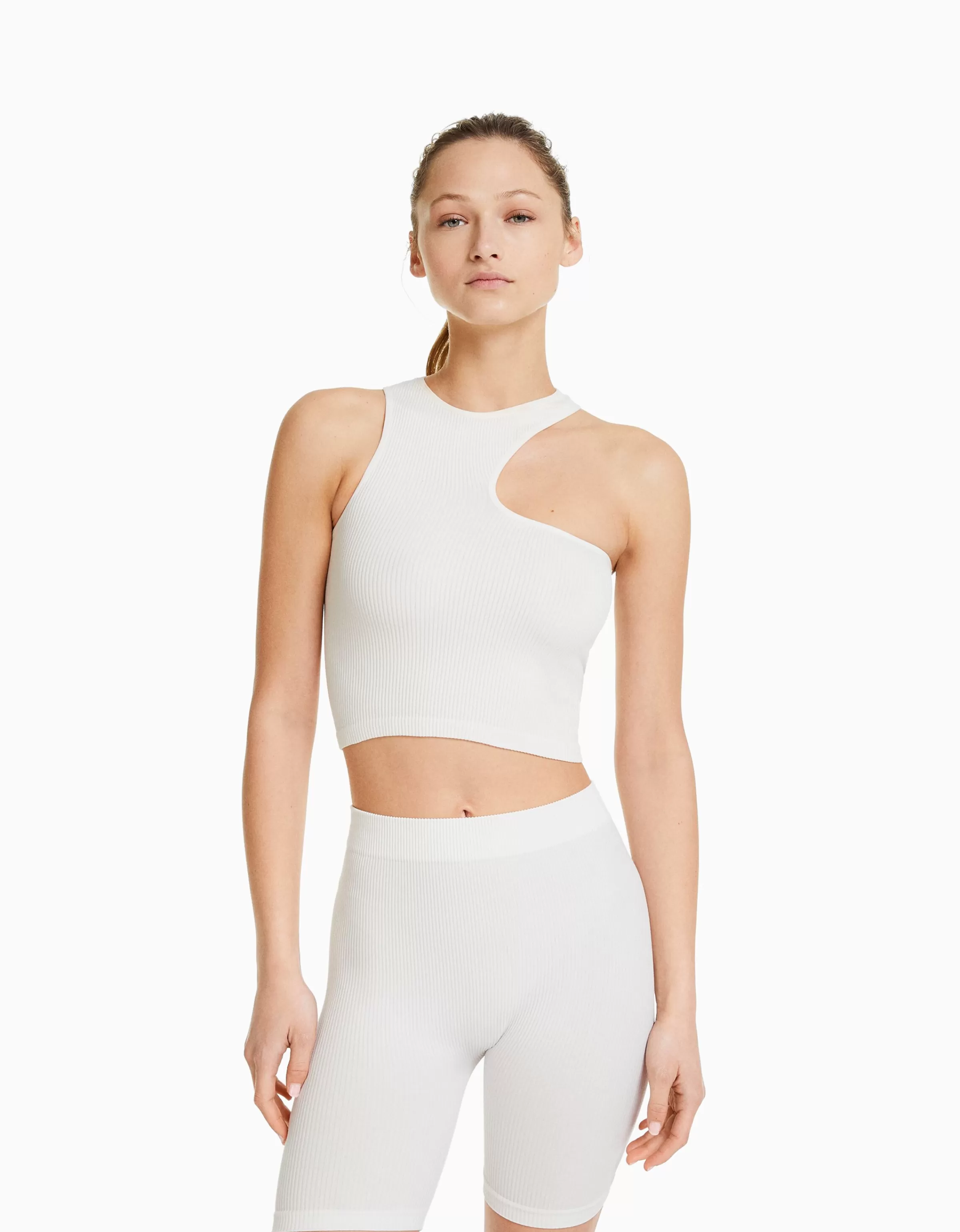 BERSHKA - Tuta da Ciclismo Confortevole con Tecnologia Seamless e Dettaglio Bordi a Coste, Nero Perfetto per Allenamento Dinamico