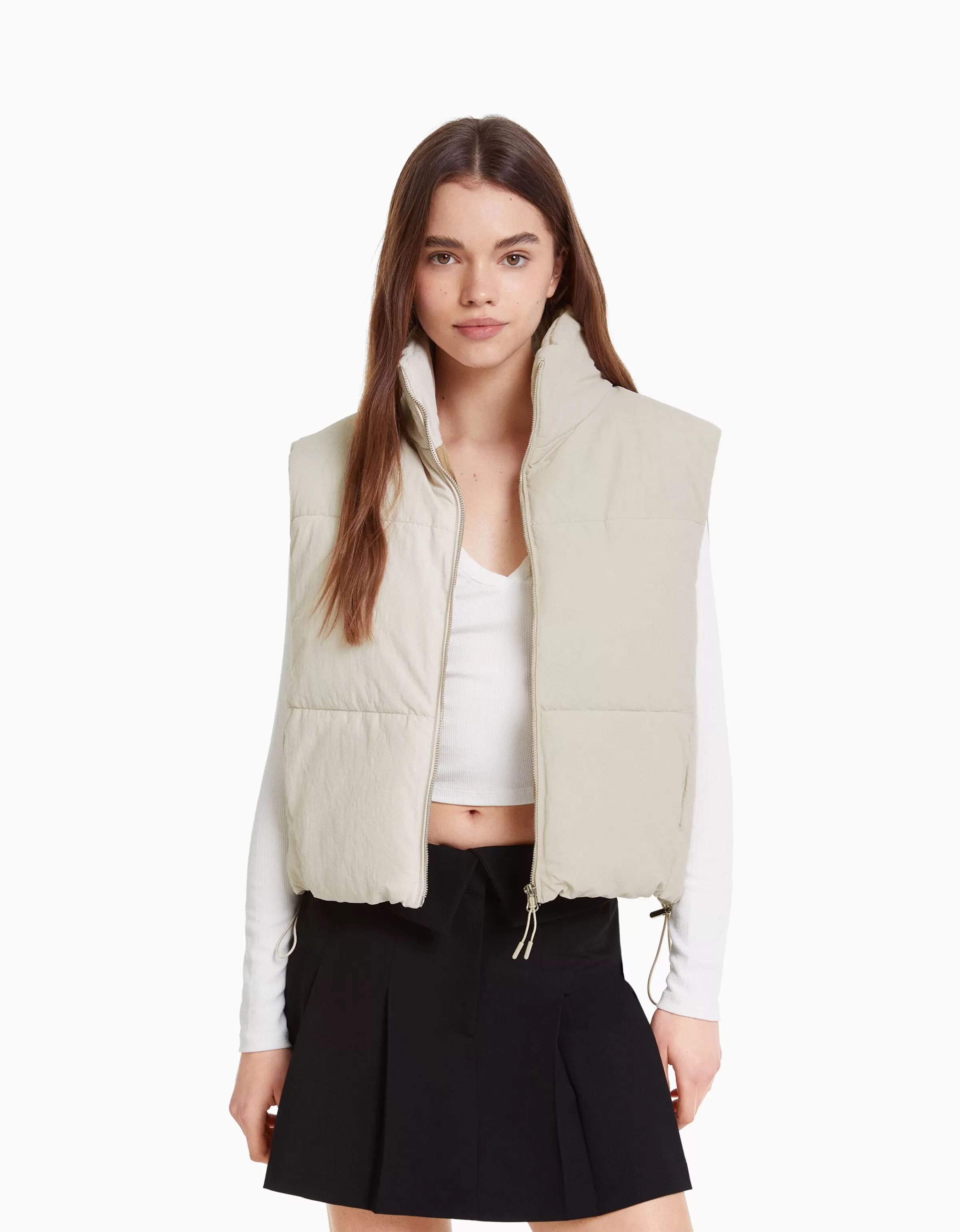 BERSHKA Teen Giacca Imbottita Senza Maniche - Nylon Tecnico con Fodera in Microfibra, Pratica per Look Casual Invernali