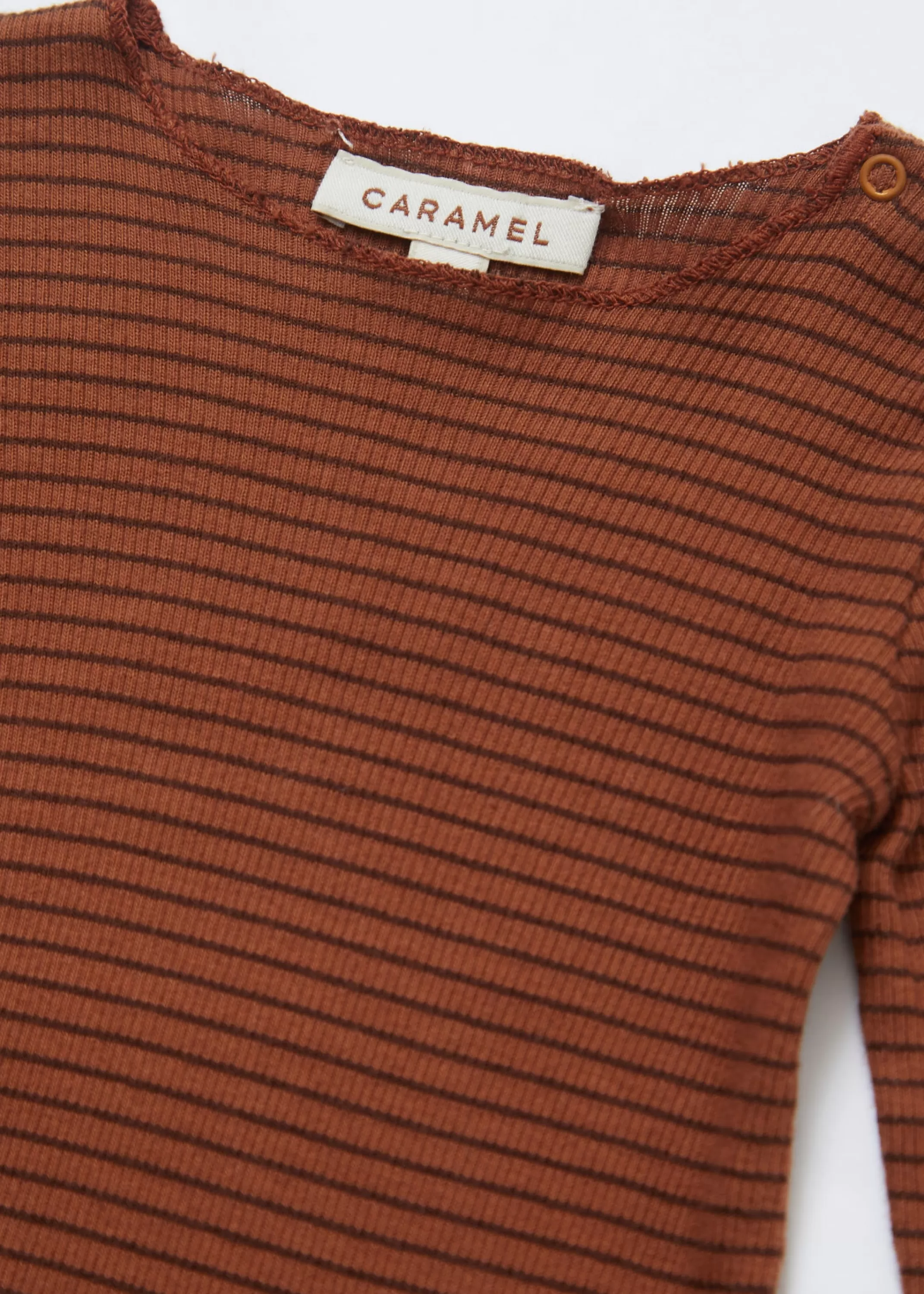 CARAMEL - Tuta Morbida per Neonati Hanau in Tinta Noce Moscata, Ideale per il Comfort Quotidiano