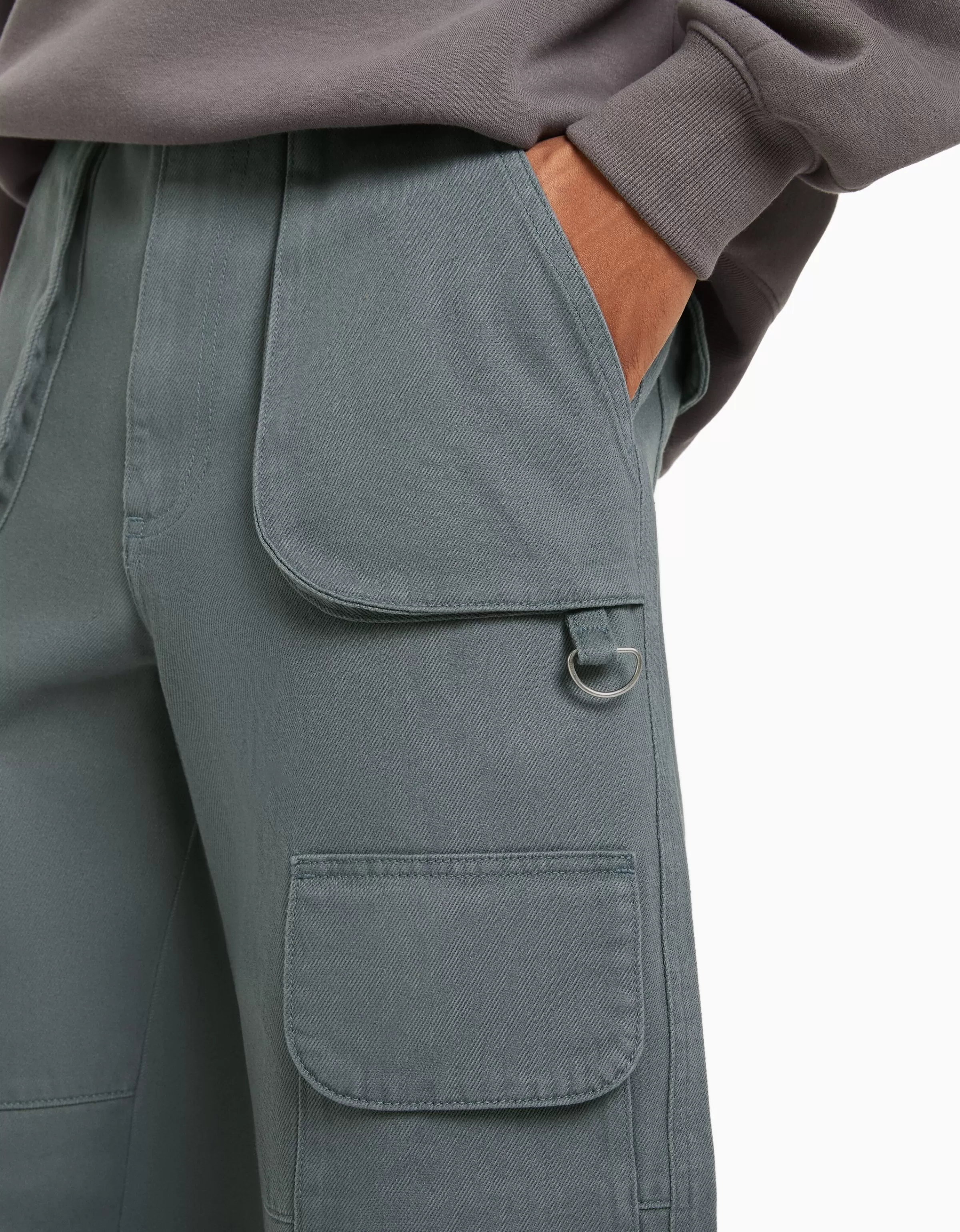 BERSHKA Jeans Cargo Uomo/Donna con Multiple Tasche - Blu Denim Stilizzato, Comodo e Funzionale