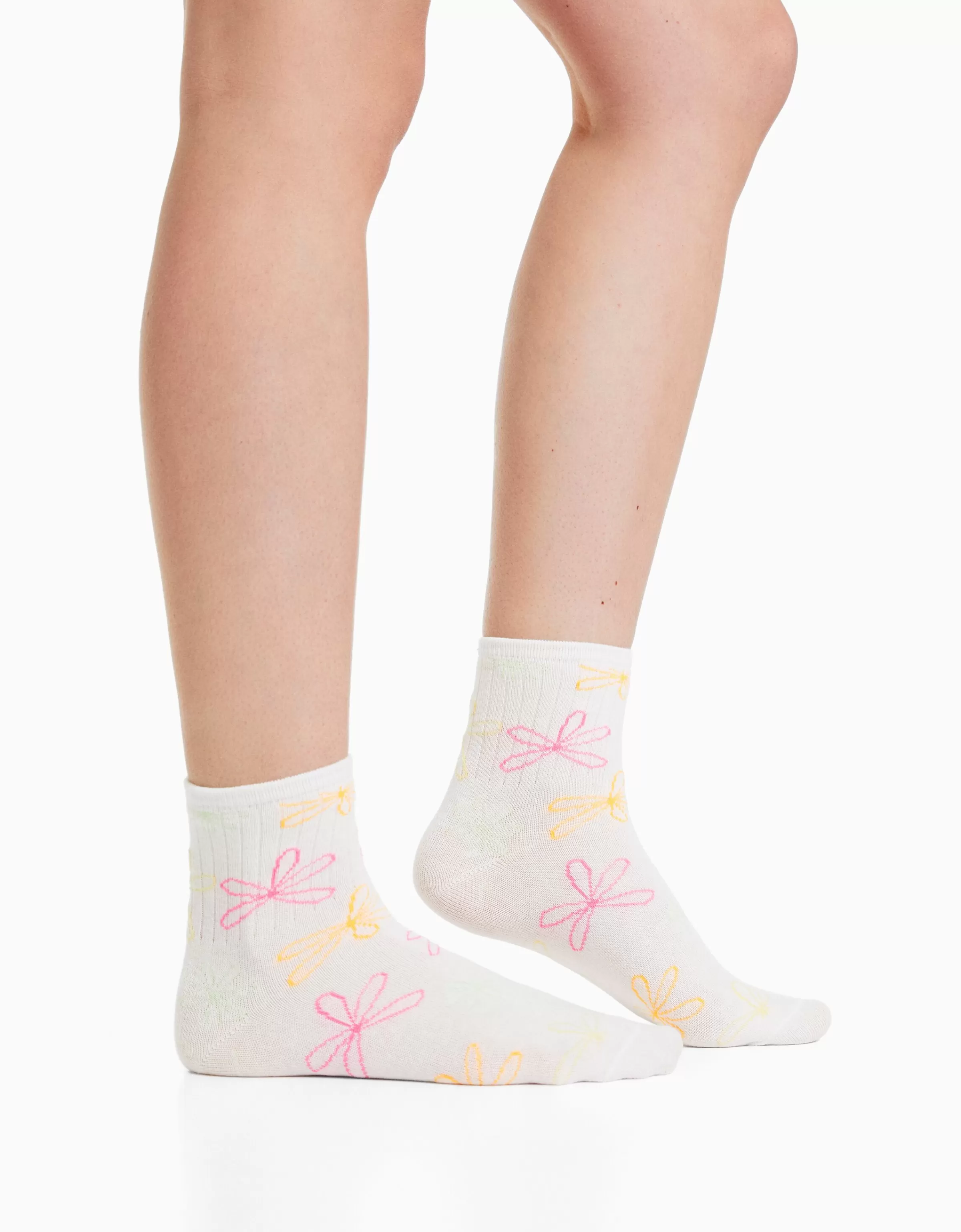 BERSHKA: Set 3 Calzini Ricamati Fantasia Fucsia - Confezione Pratica e Stilosa
