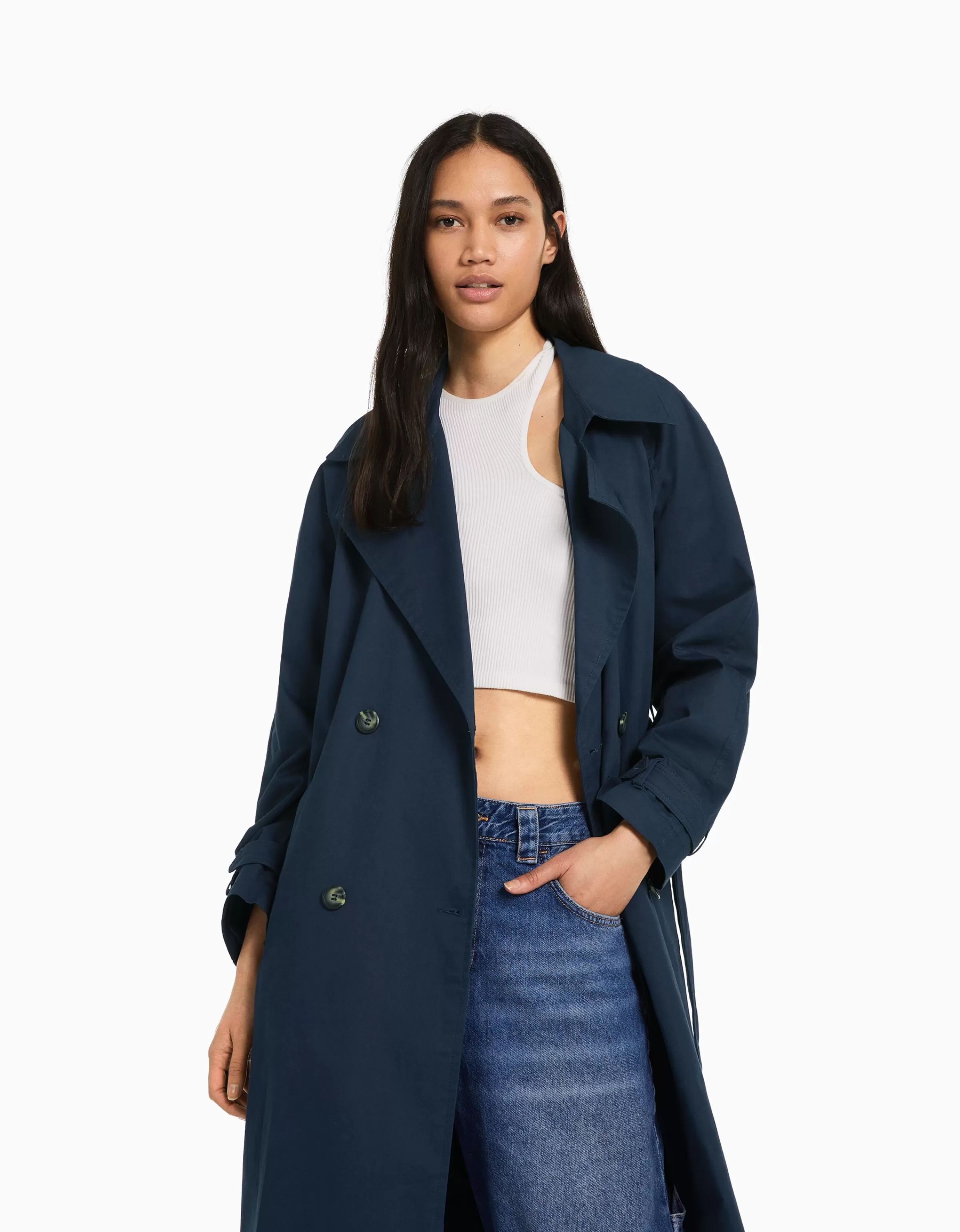BERSHKA Cappotto trench classico in cotone cammello, stile casual elegante