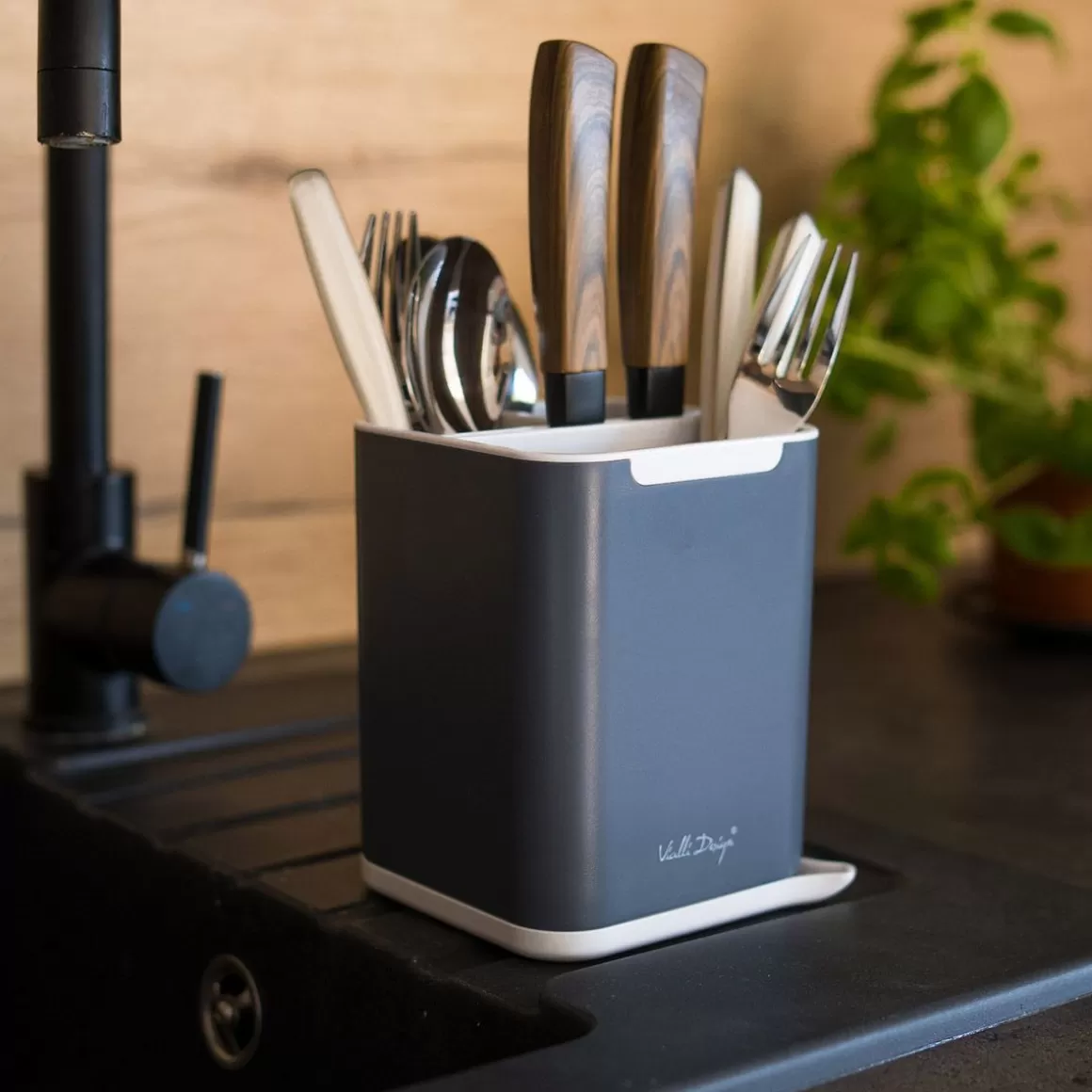 Scorriposate Livio Duo by Vialli Design - Compatto 11x11 cm, Design Funzionale per Cucina Moderna