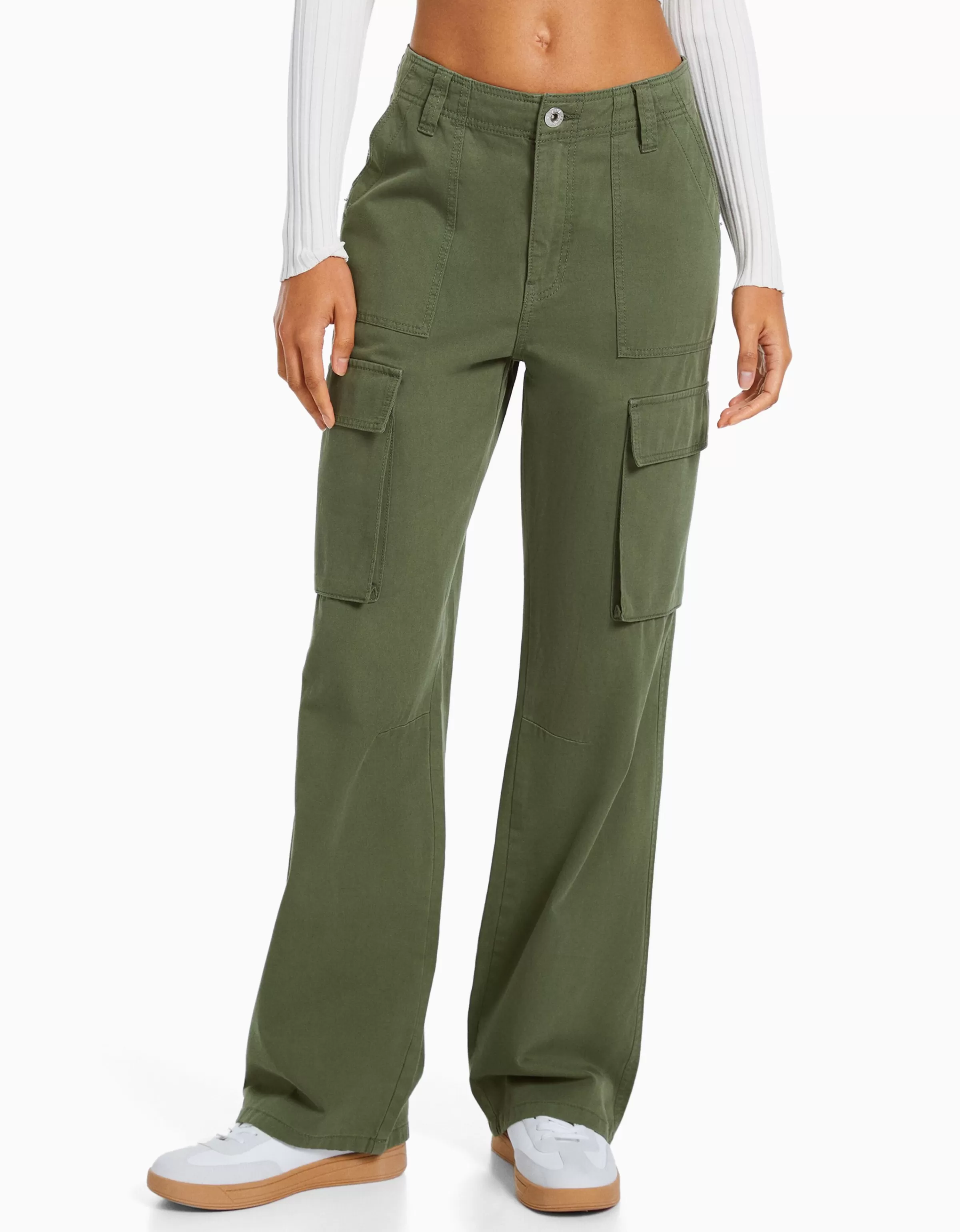 BERSHKA - Pantaloni Cargo Dritti in Nero, Taglio Moderno e Confortevole per Look Urbani