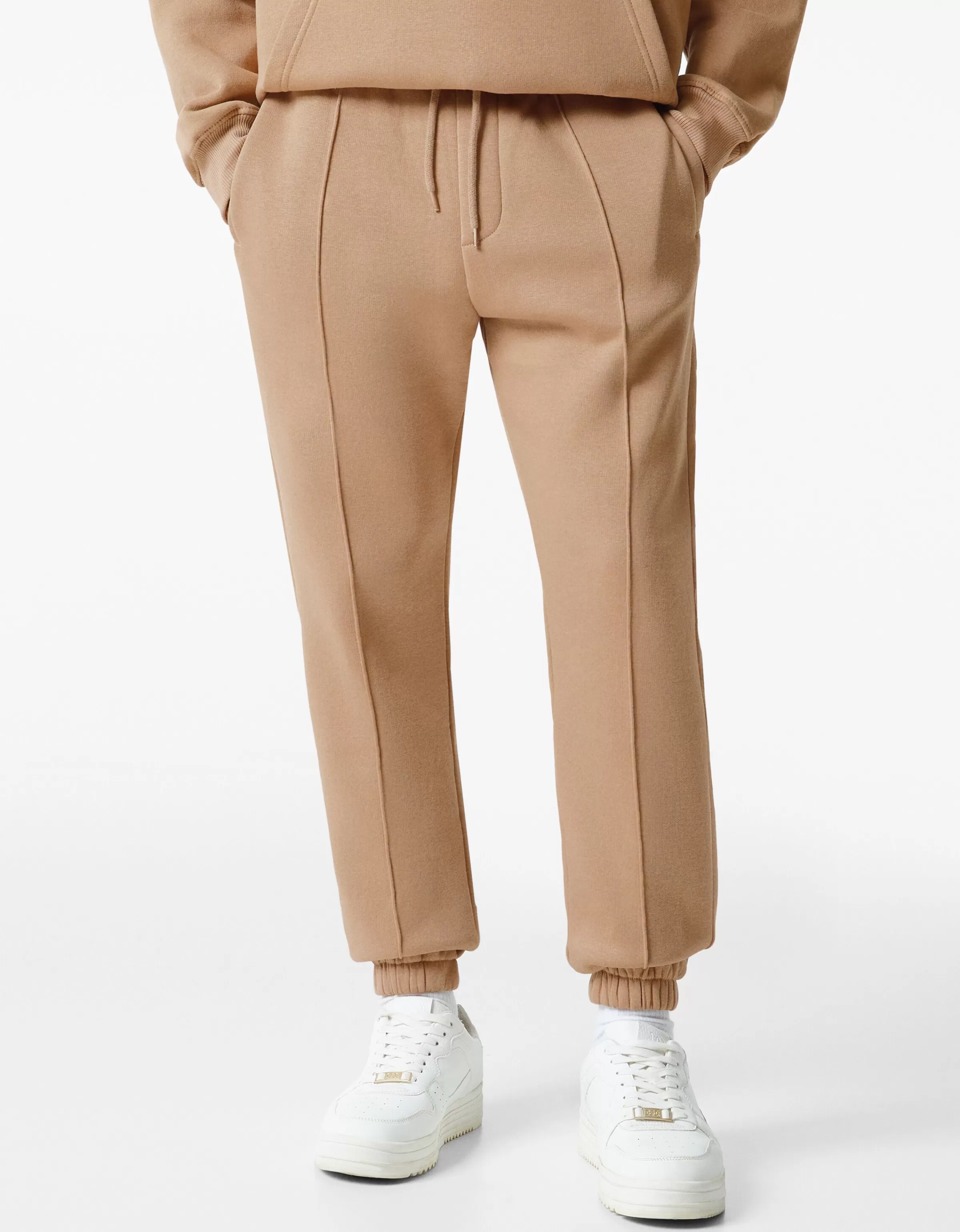 BERSHKA Jogger Comodi in Felpa - Pantaloni Sportivi Cammello, Stile Casual e Confortevole