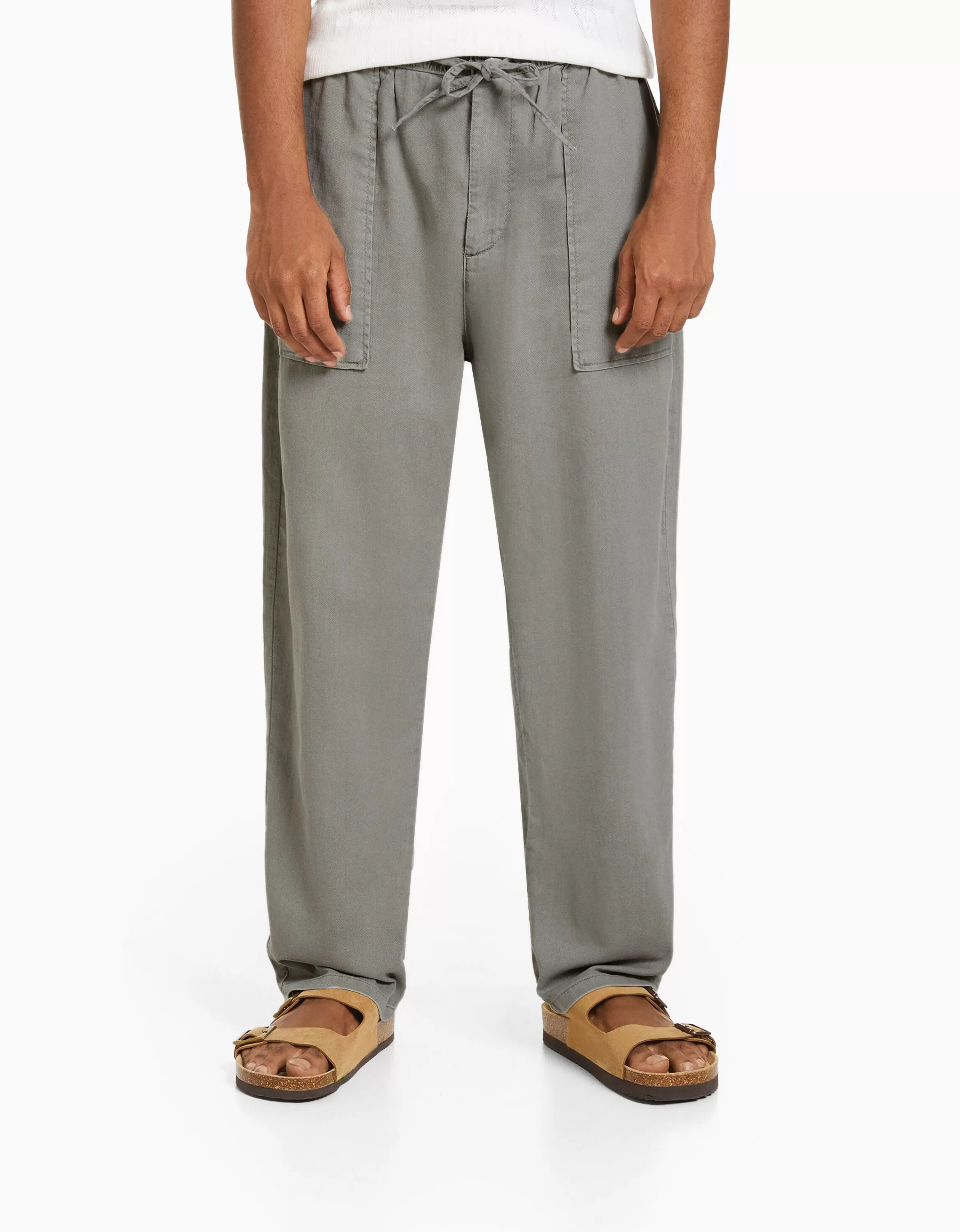 Pantalone Bershka a gamba larga in cotone - Bianco naturale con dettagli country e taglio comodo

(：，，，SEO)