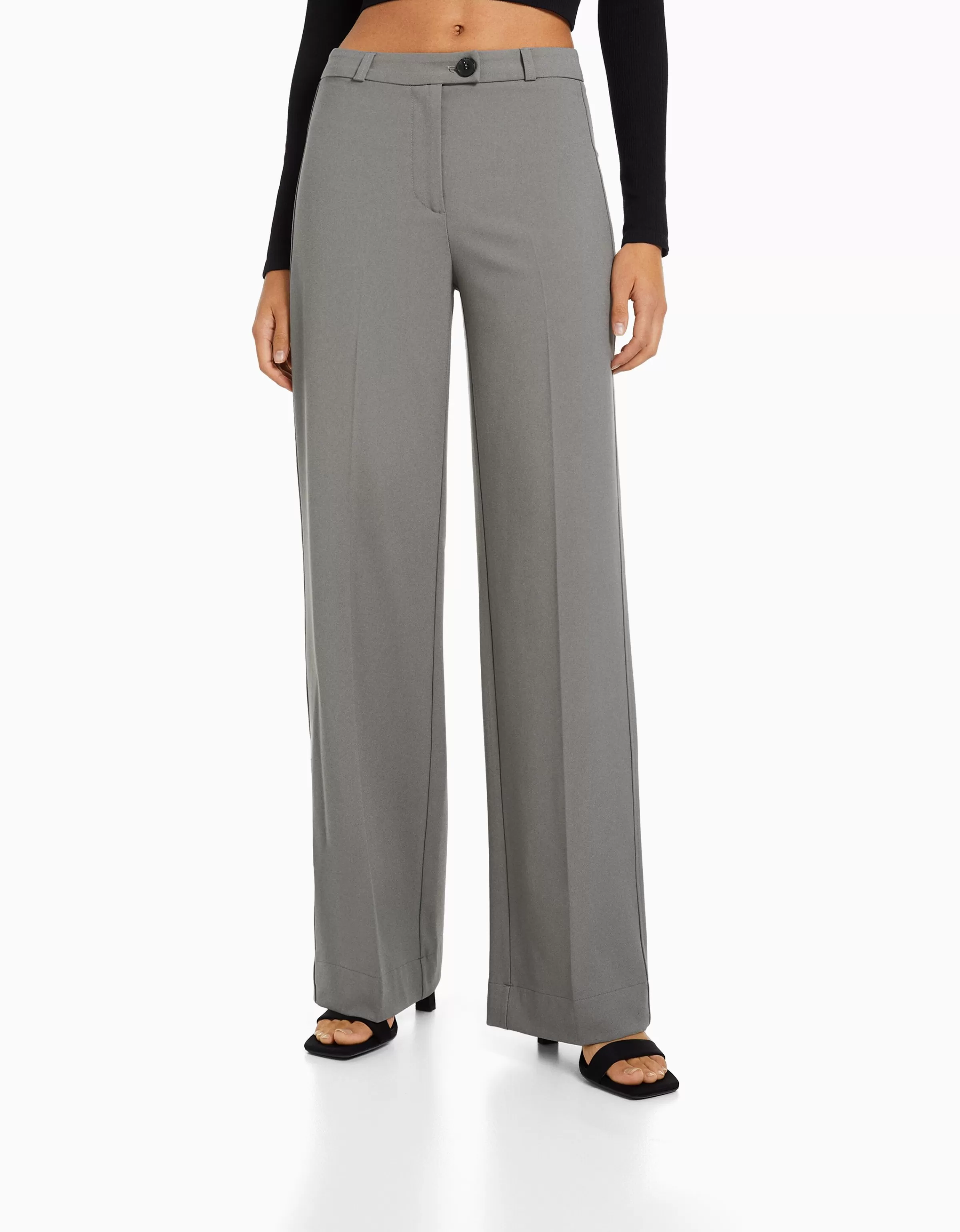 Pantaloni eleganti BERSHKA a gamba larga con passanti - Blu Marino intenso per uno stile contemporaneo