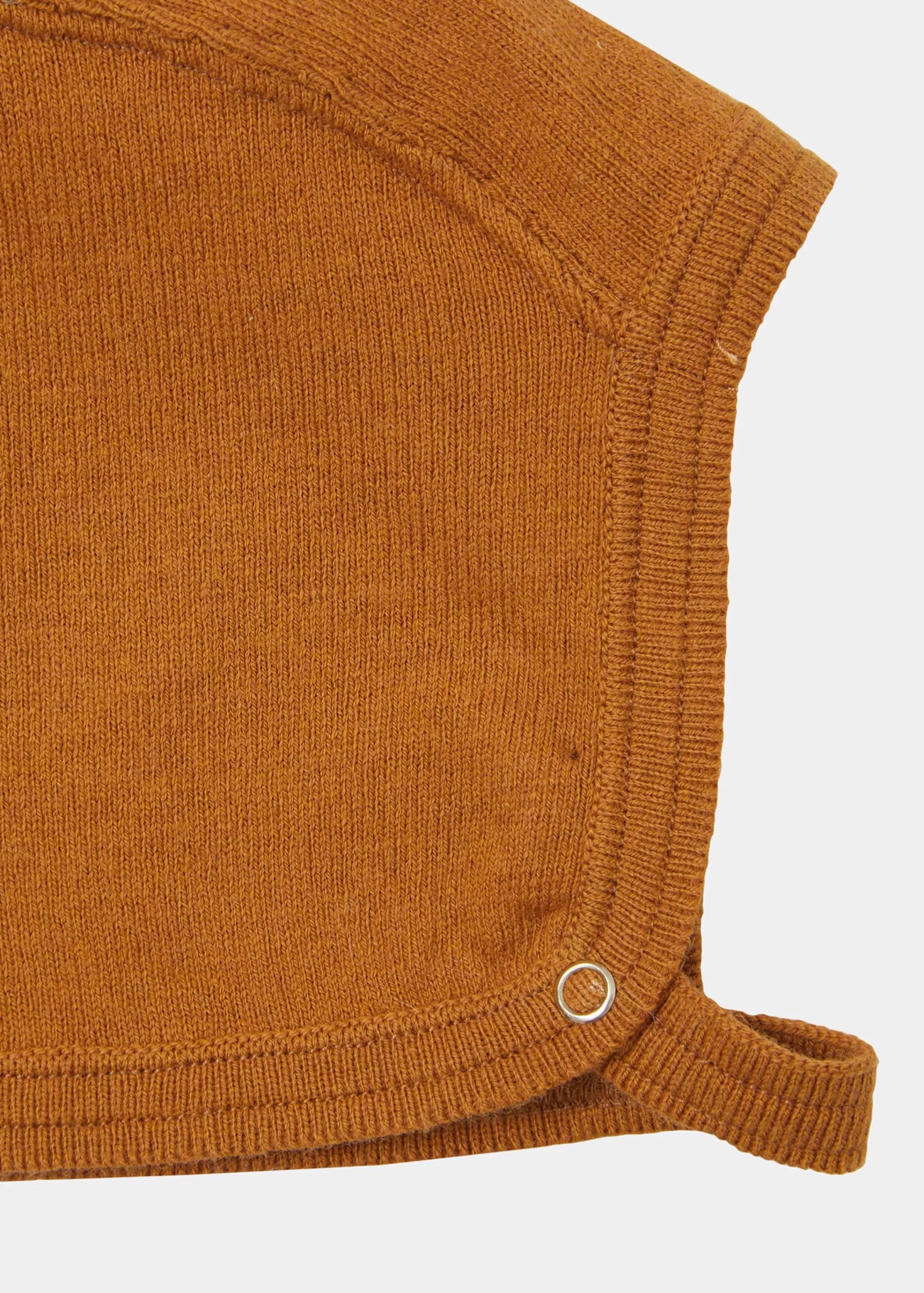Cappellino Regalo Neonato Quercus di Caramel - Accessorio in Tinta Ocra