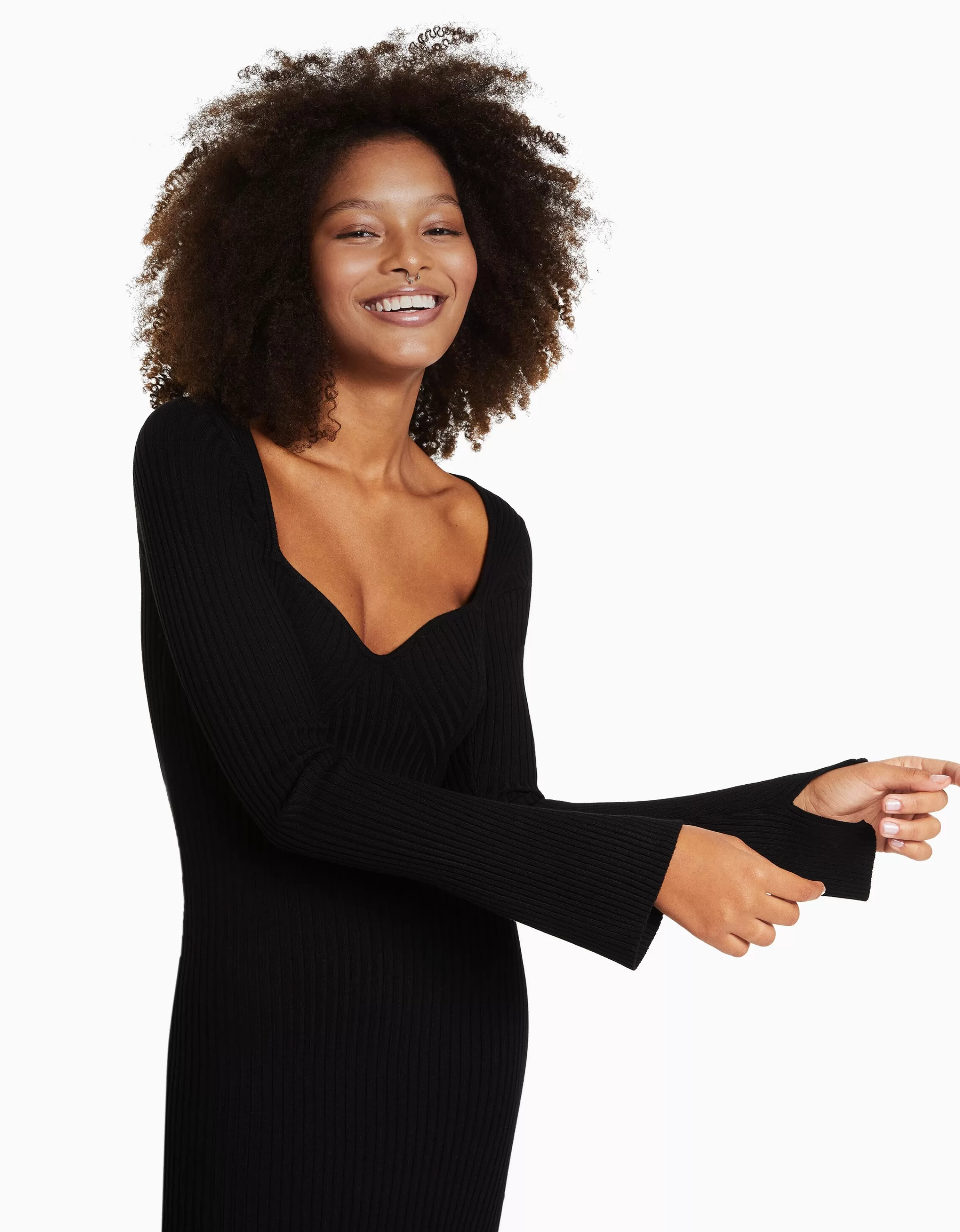 BERSHKA Abbigliamento - Vestito Mid-Lungo in Maglia Costola con Maniche Lunghe, Nero Stagionale 

(：*，