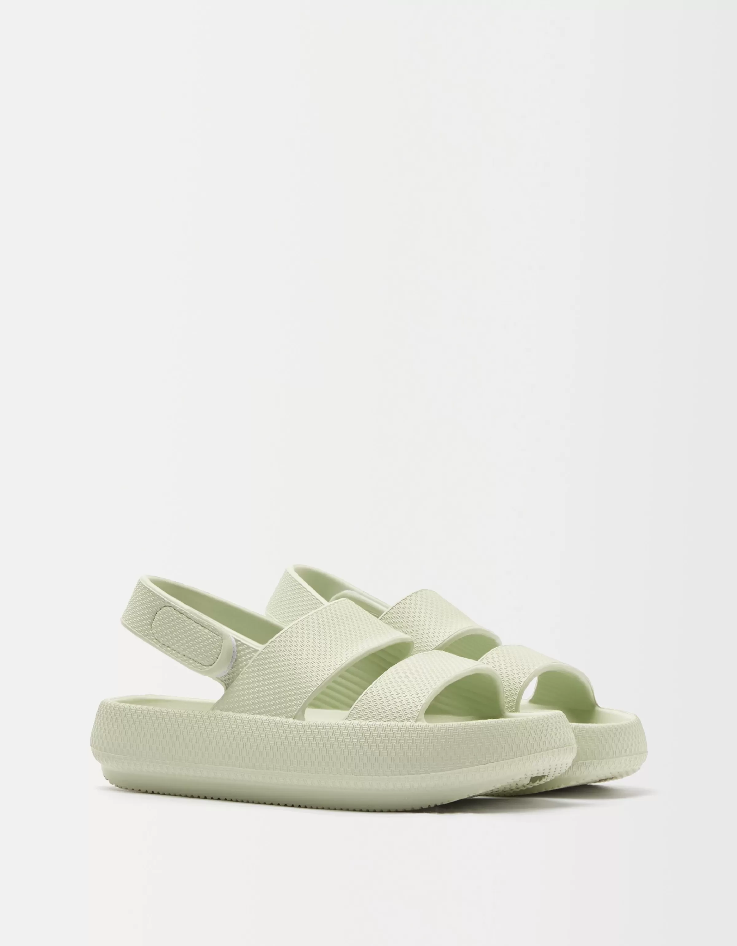 BERSHKA Sandali comodi in gomma flessibile con suola piatta - Verde Militare