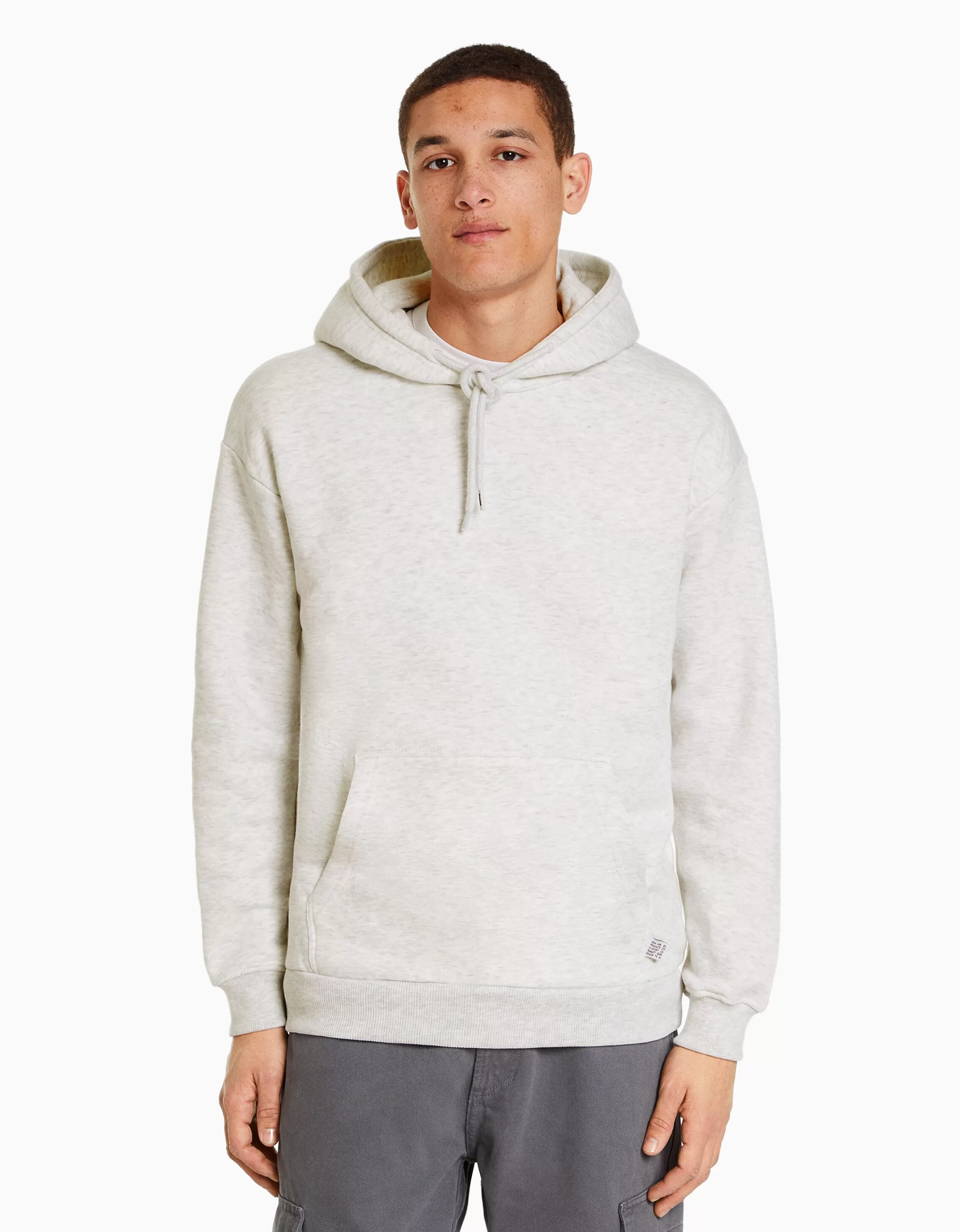 BERSHKA Felpa con Cappuccio Ultra Morbida - Modello Oversize in Grigio Cenere, Taglio Comodo Stile Urban