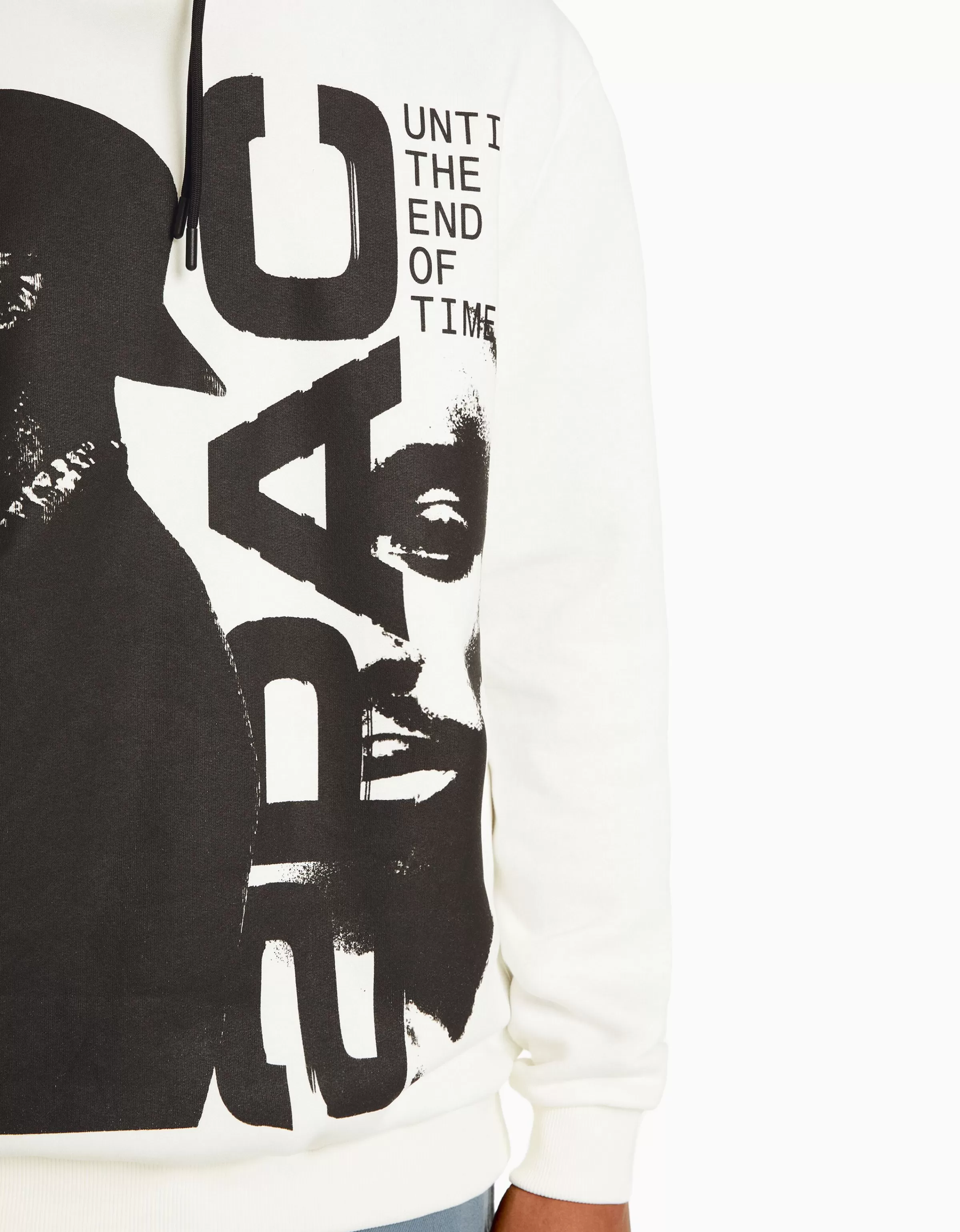 Felpa con Cappuccio Tupac Oversize - Bershka Casualwear in Puro Cotone Bianco