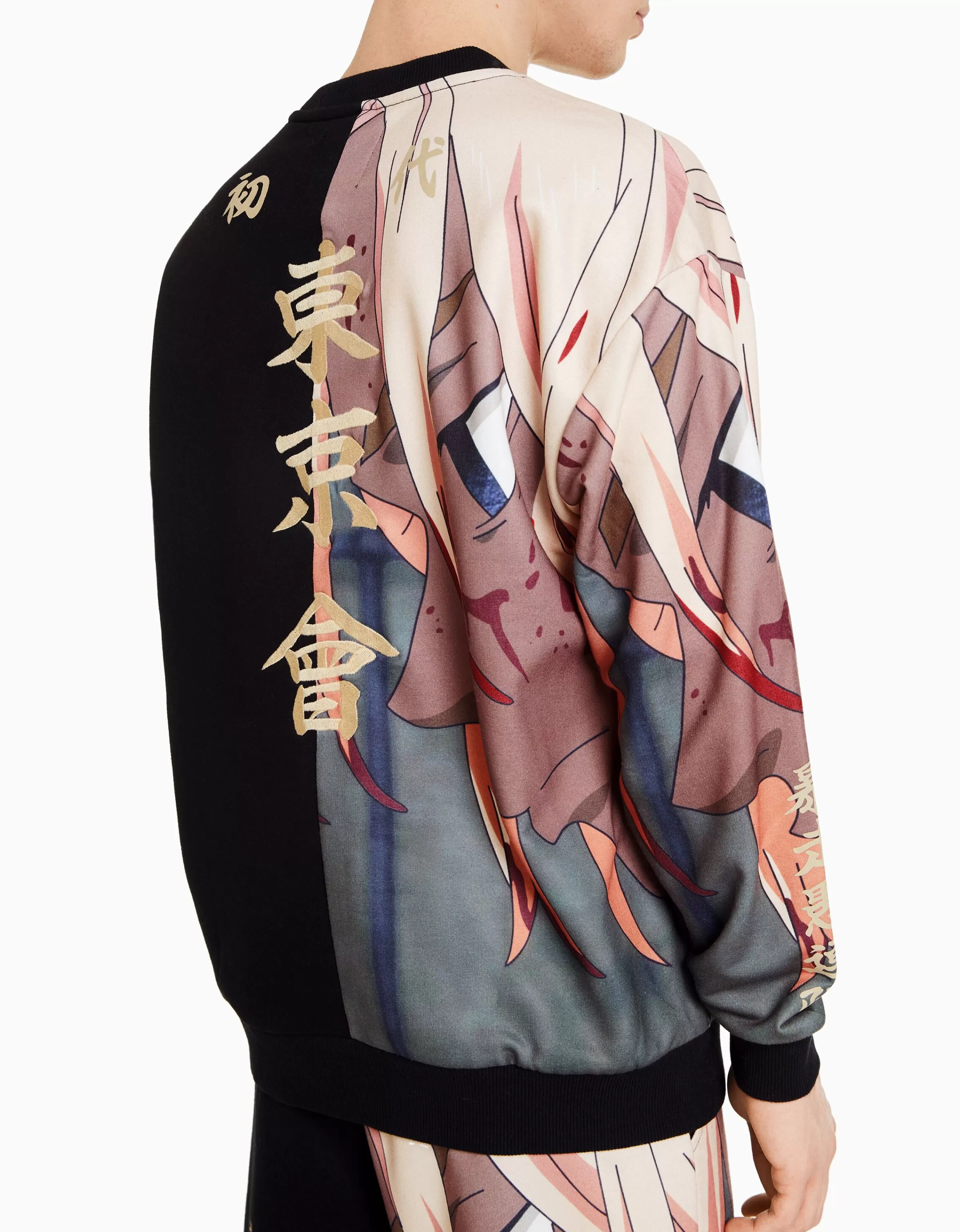 BERSHKA Felpa Unisex Tokyo Revengers - Collo Tondo con Stampa Grafica della Serie, Colore Sabbia Desertica