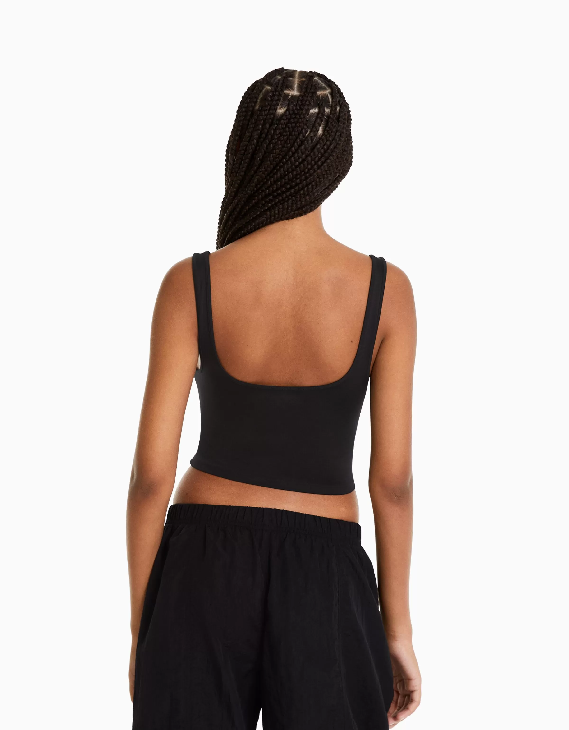 BERSHKA - Top Elegante con Spalline Ampie in Bianco, Corsetti Stile Moderno e Design Essenziale per Look Casual e Raffinati