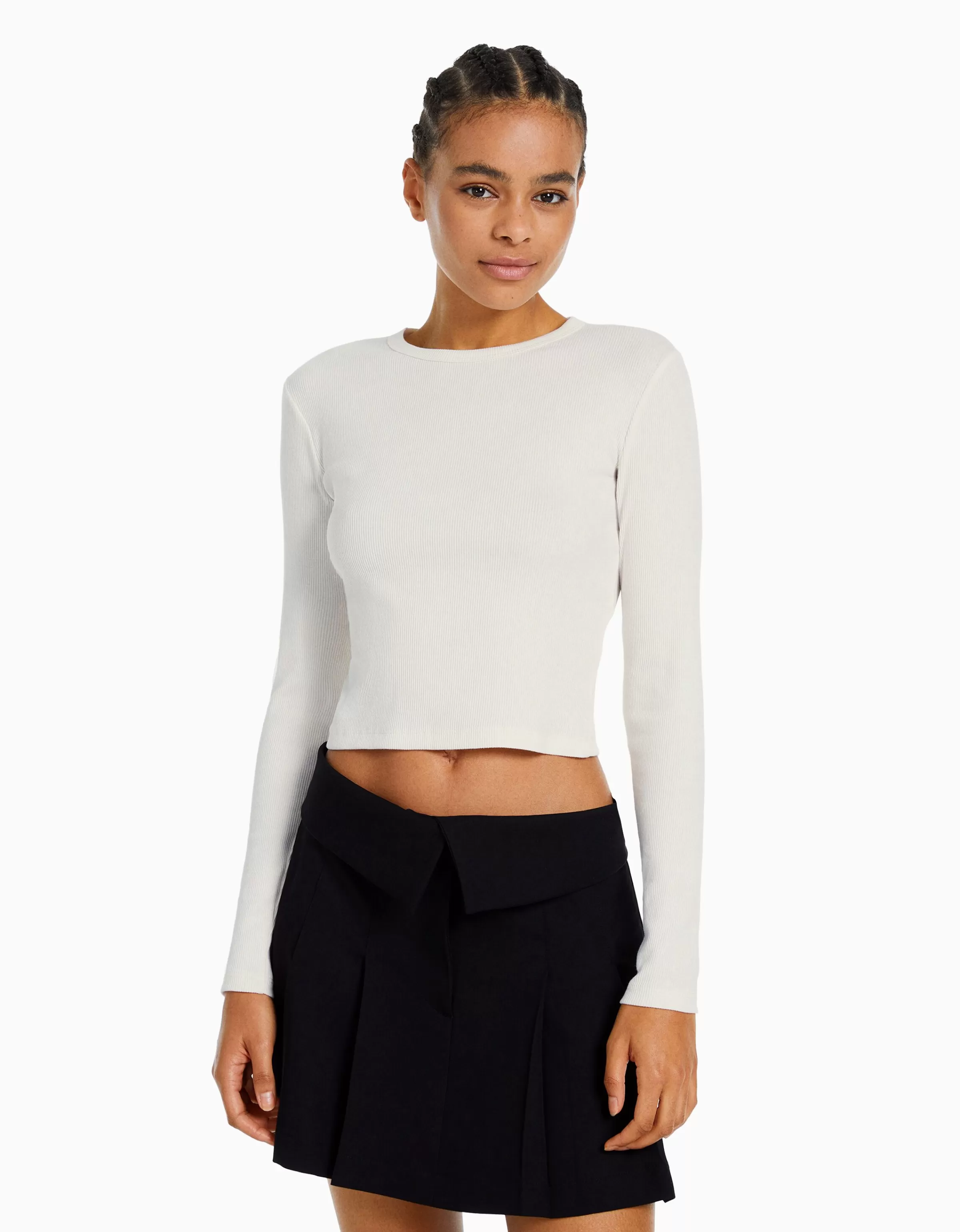 BERSHKA Amore Unico - Maglietta Bianca a Maniche Lunghe con Bordi a Coste, Stile Minimal e Versatile per Look Casual  

(：BERSHKA，，，，)