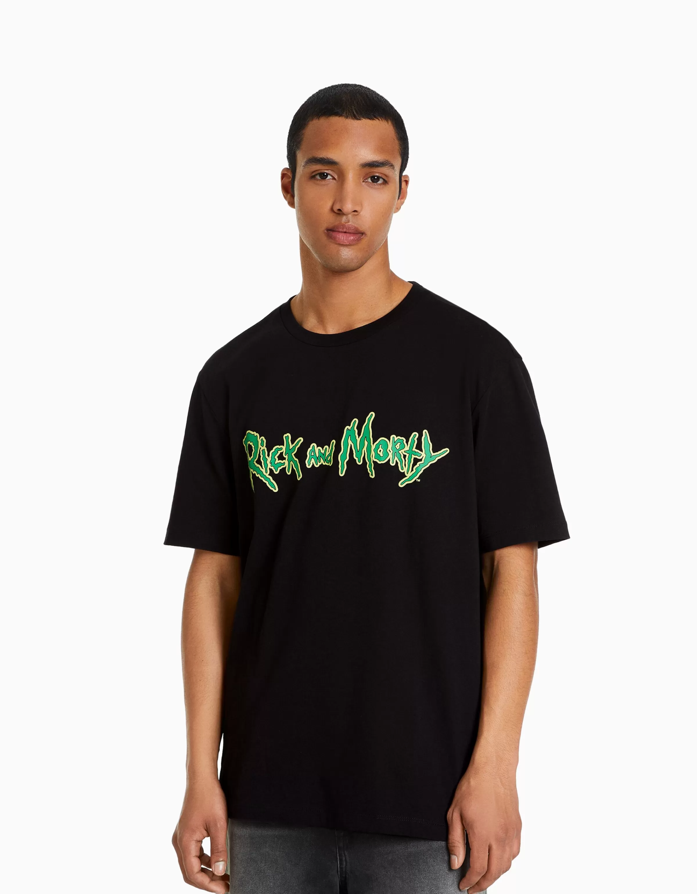 Maglietta casual BERSHKA con stampa Rick e Morty - maniche corte taglio regular, nero unisex