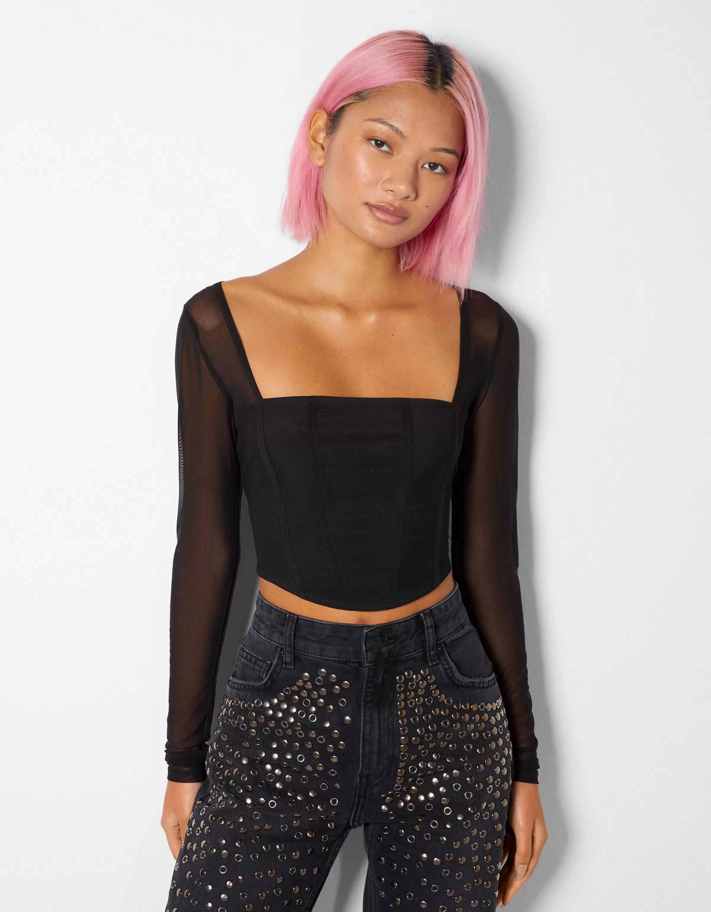 Maglietta Elegante per Serate BERSHKA con Maniche Lunghe e Decorazioni a Tulle Nero Stile Corsetto