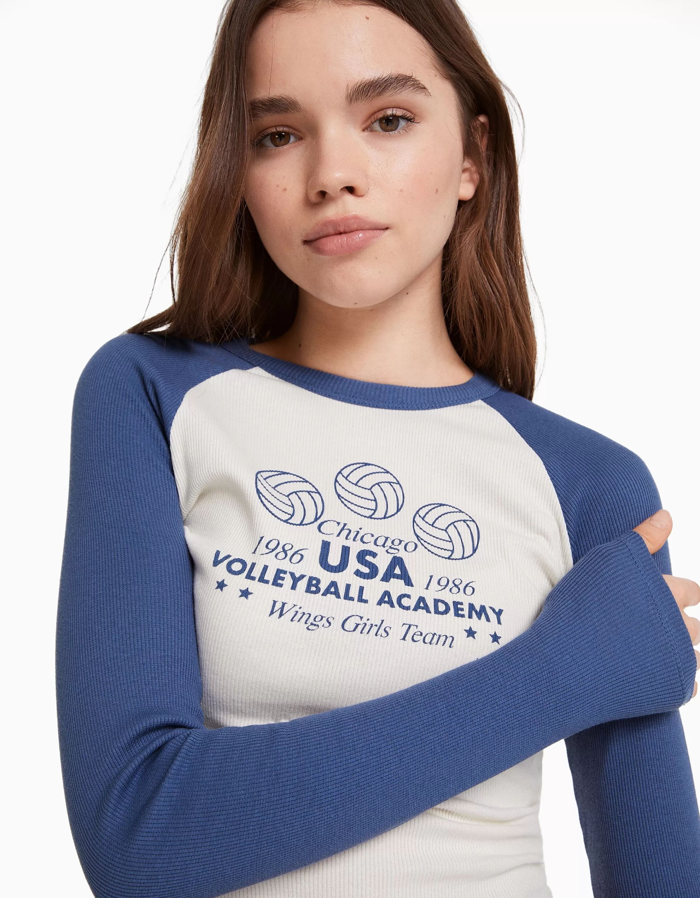 BERSHKA - Maglietta a Maniche Lunghe con Dettagli Raglan, Bianco e Nero - Stile Casual e Confortevole