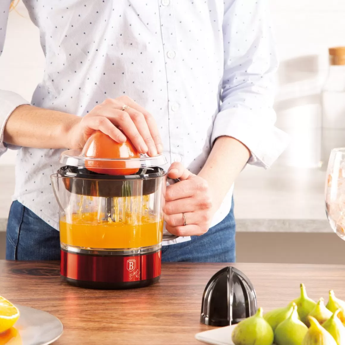 BERLINGER HAUS Spremiagrumi Elettrico 40W - Design Moderno in Colore Borgogna, Capacità 700ml per Succhi Freschi e Naturali