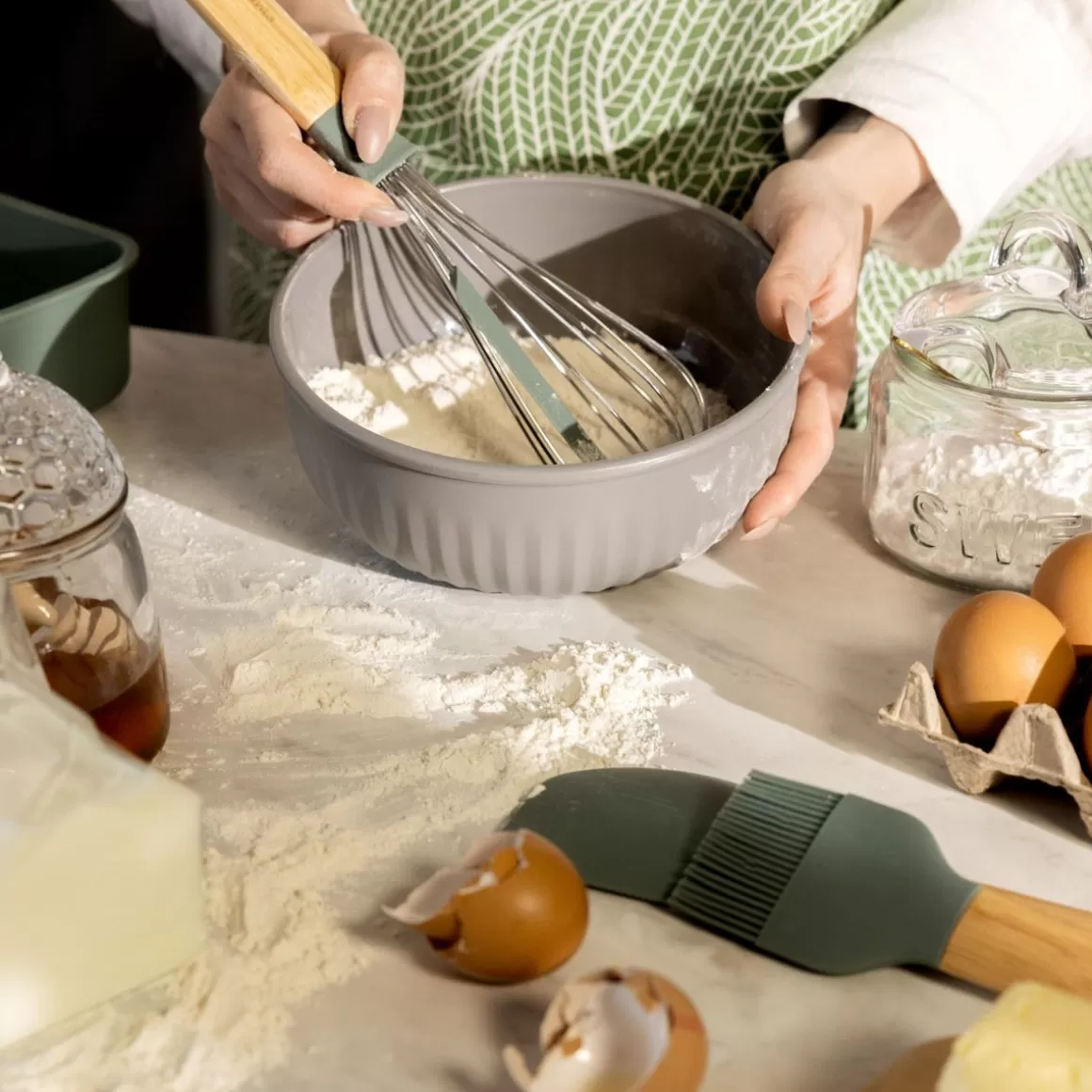 HOMLA Kit Cucina Pratica: 4 Ciotole con Coperchi Multiuso per Conservazione e Preparazioni, Set Completo Ideale per ogni Necessità