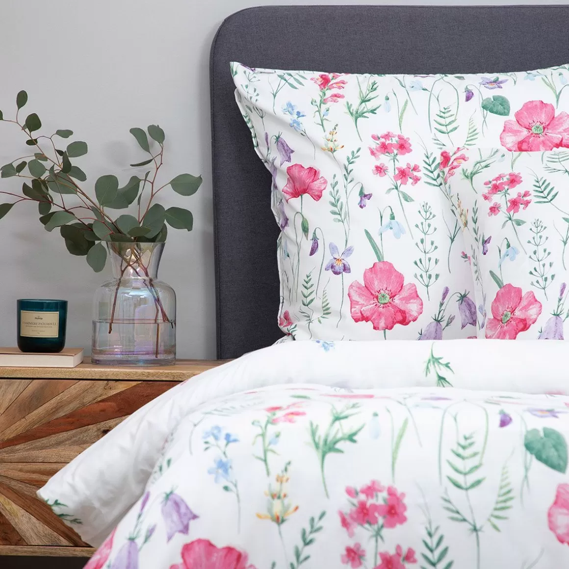 Lenzuola HOMLA Perhonen in Microfibra con Motivo Floreale - Set Completo 140x200 cm + Federa 70x80 cm