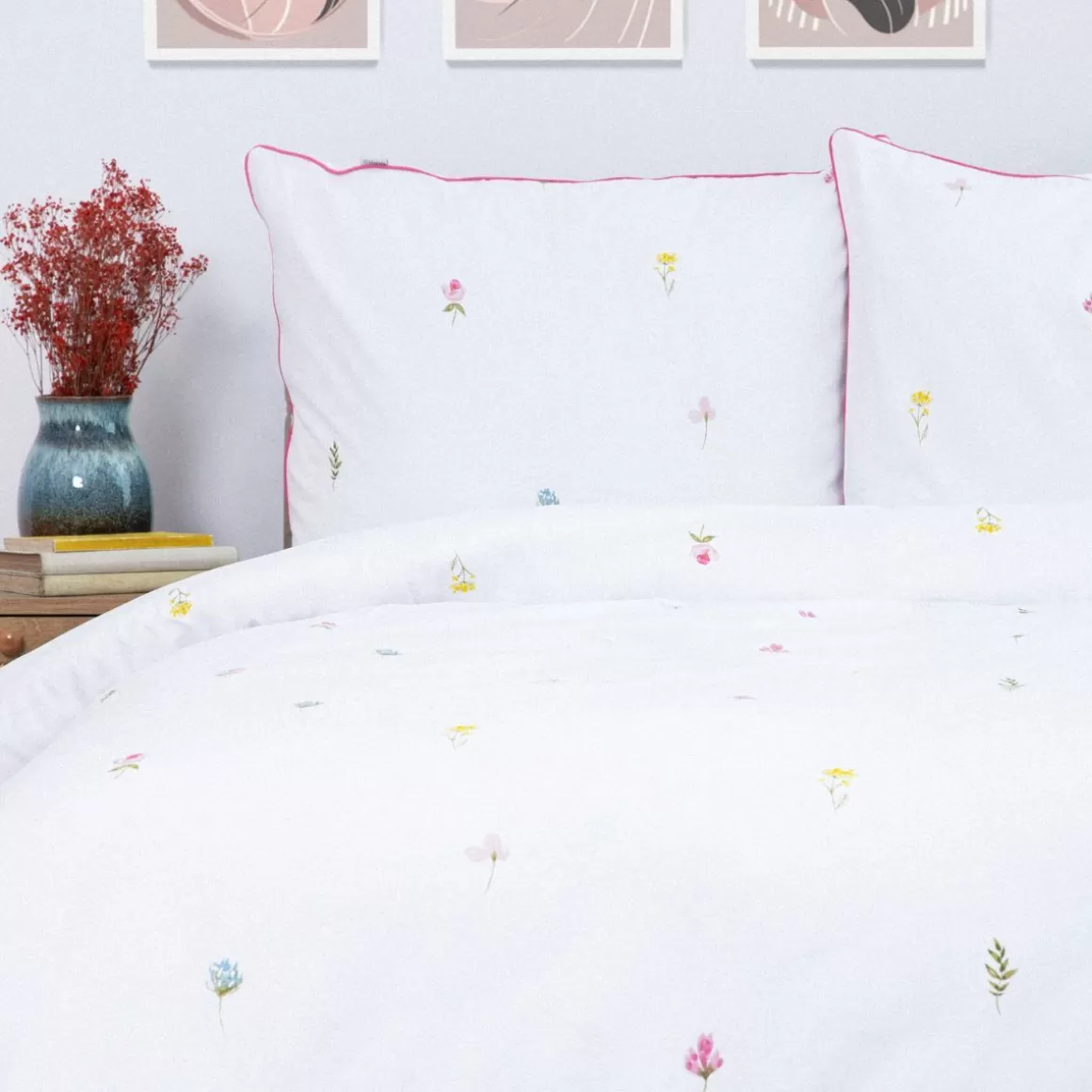 HOMLA Set Lenzuola Sadie in Puro Cotone - Motivo Floreale con Rifiniture Rosa, Completo da Letto 140x200 cm + Federa 50x60 cm