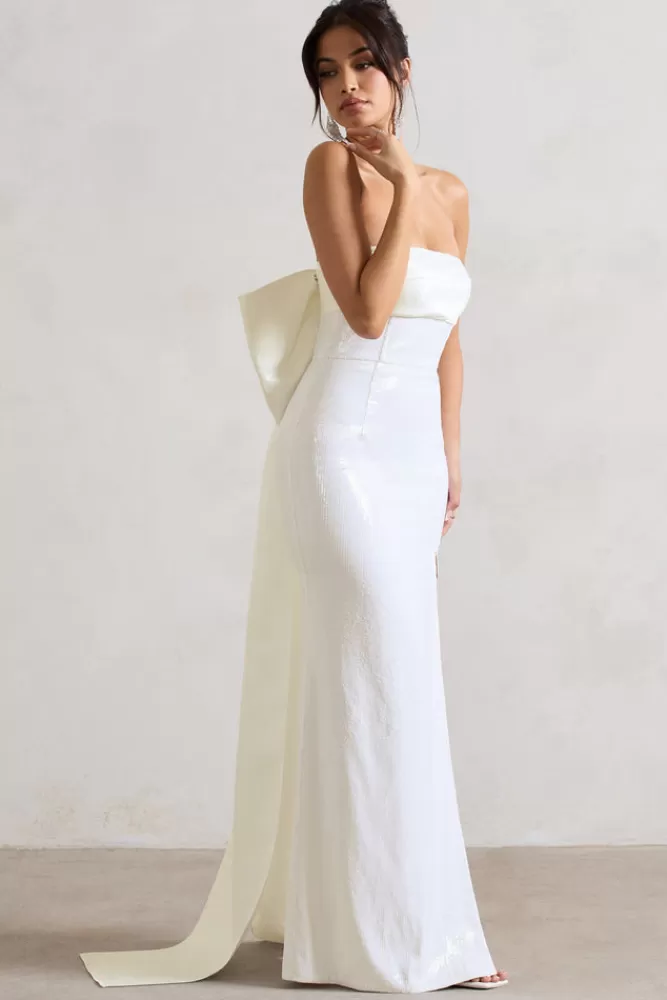Club L London - Abito Elegante in Effetto Lucido con Spacco e Fiocco Oversize | Abito da Sera Bianco Puro con Scollo Bandeau | Promozione Estiva Limitata