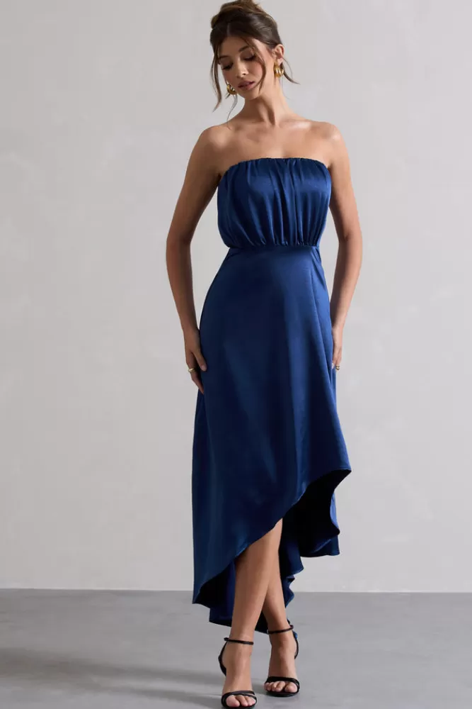 Abito da sera Willa di Club L - Maxi in seta con scollo bandeau e orlo asimmetrico blu navy, perfetto per occasioni speciali