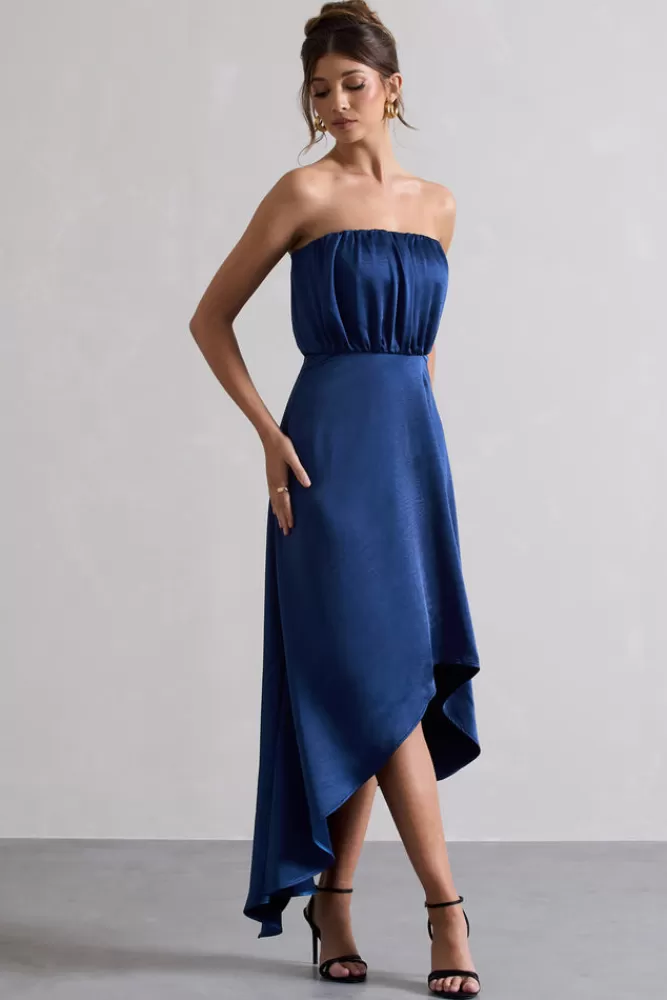 Abito da sera Willa di Club L - Maxi in seta con scollo bandeau e orlo asimmetrico blu navy, perfetto per occasioni speciali